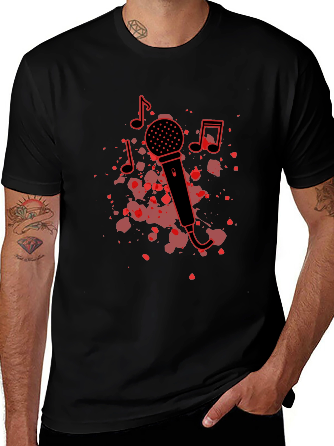 Camiseta Negra con Diseño de Micrófono Musical