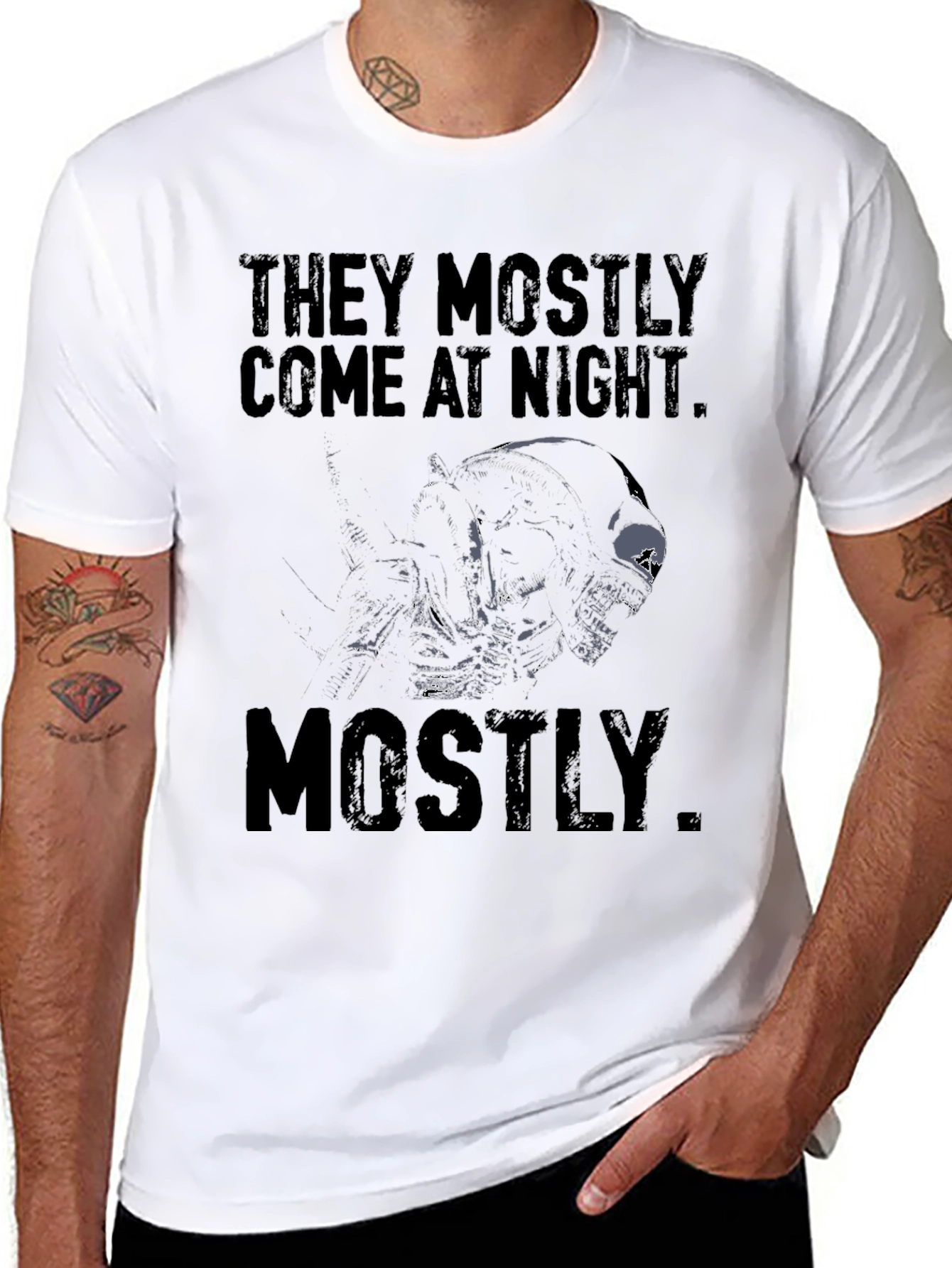 Camiseta Negra Alien They Mostly Come at Night