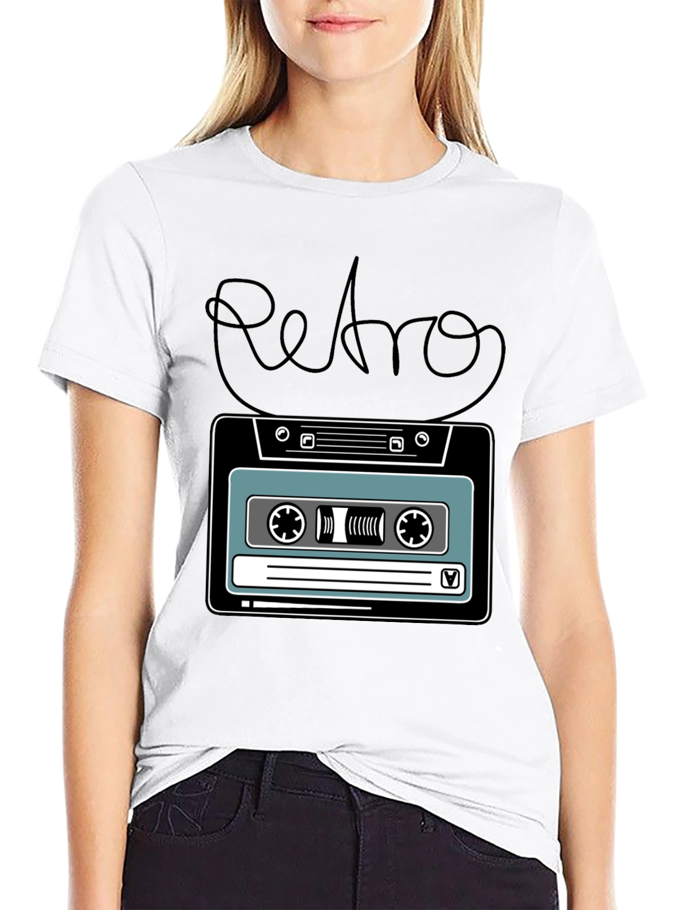 Camiseta Negra Retro con Diseño de Cassette