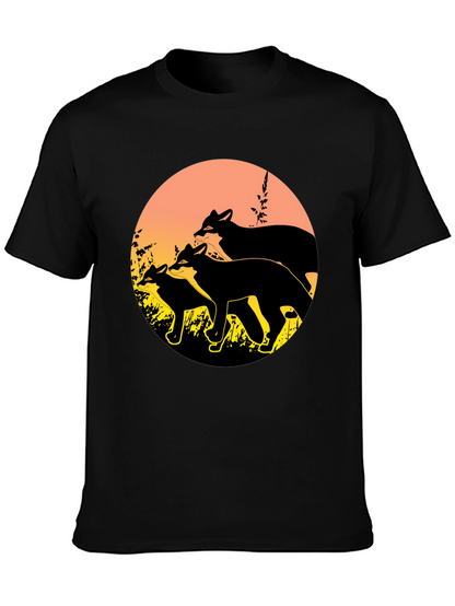 Camiseta Negra con Diseño de Zorros al Atardecer