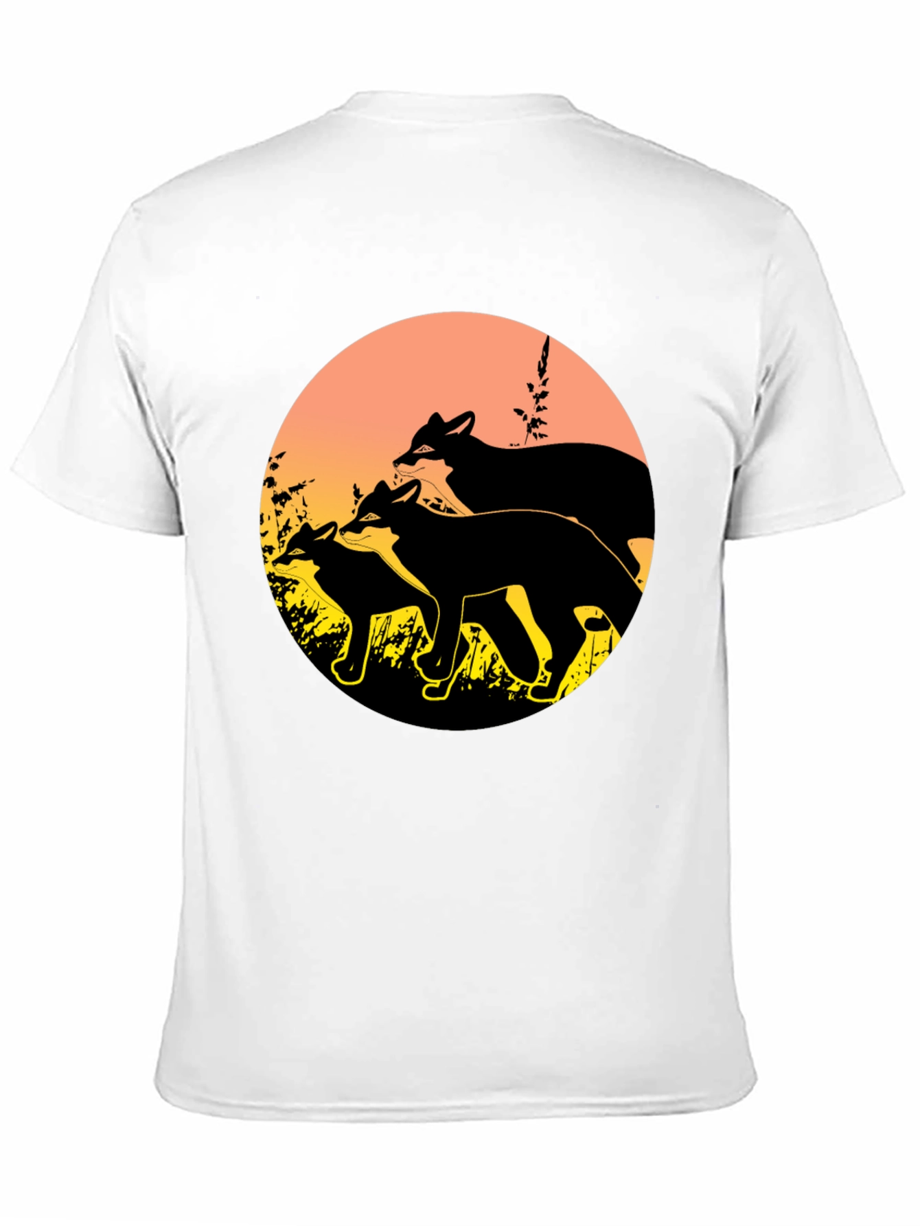 Camiseta Negra con Diseño de Zorros al Atardecer