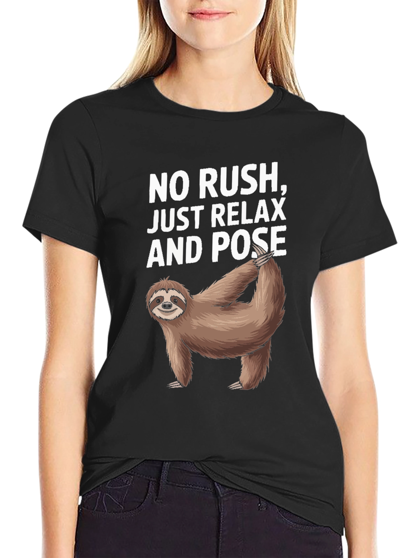Camiseta Negra Relajada con Perezoso Yoga