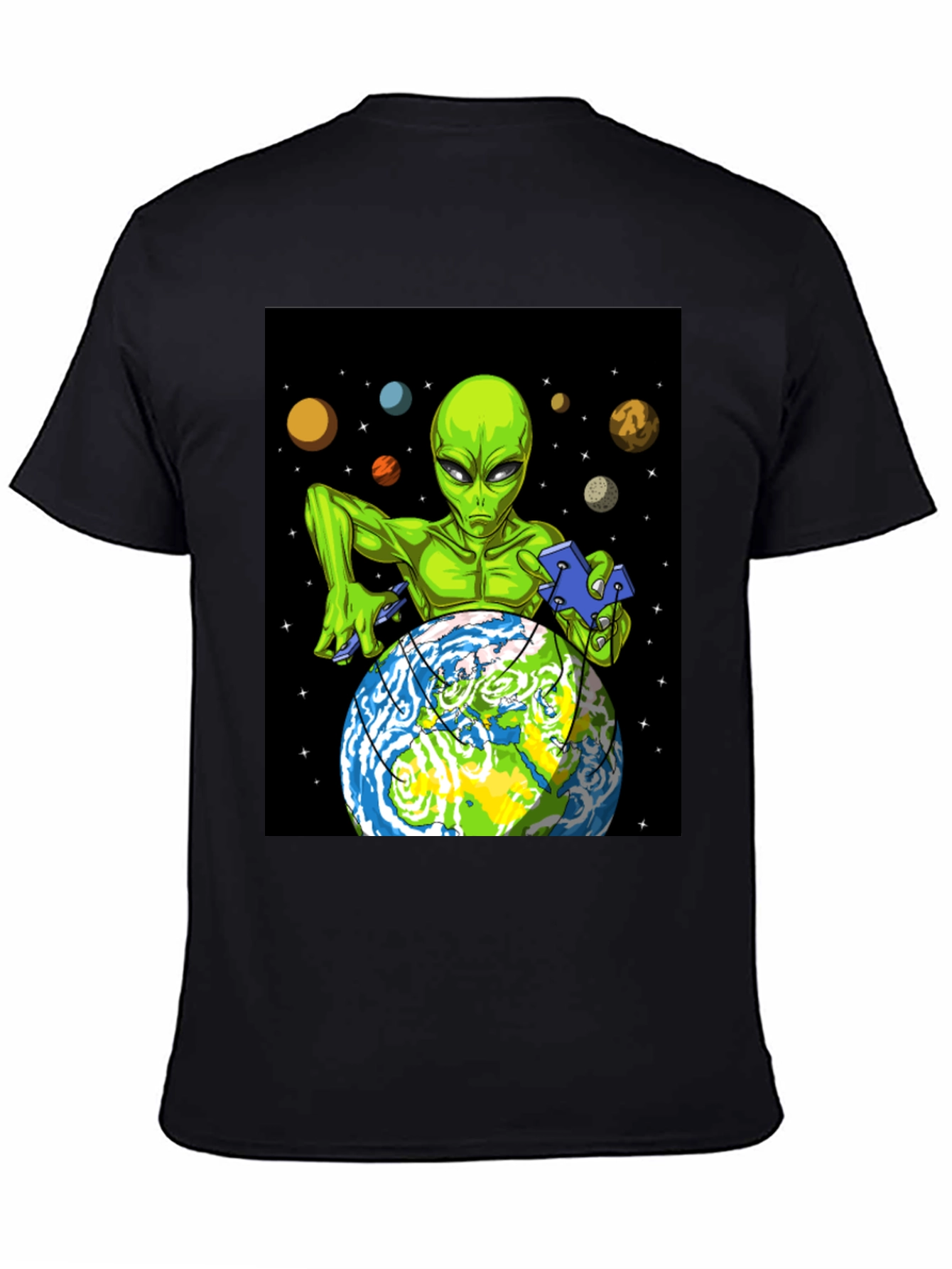 Camiseta Alienígena Dominando la Tierra