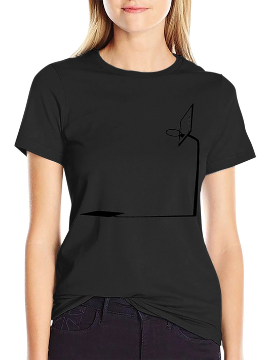 Camiseta Negra con Diseño de Canasta de Baloncesto