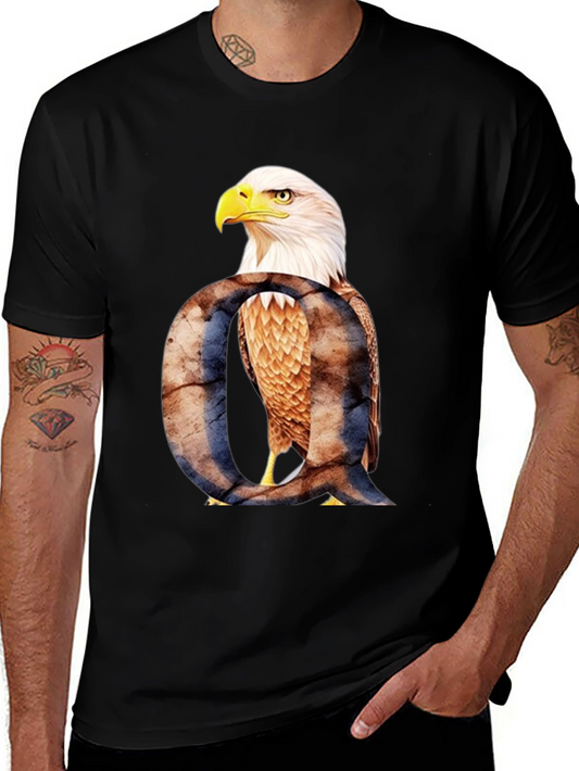 Camiseta Negra con Águila y Letra Q
