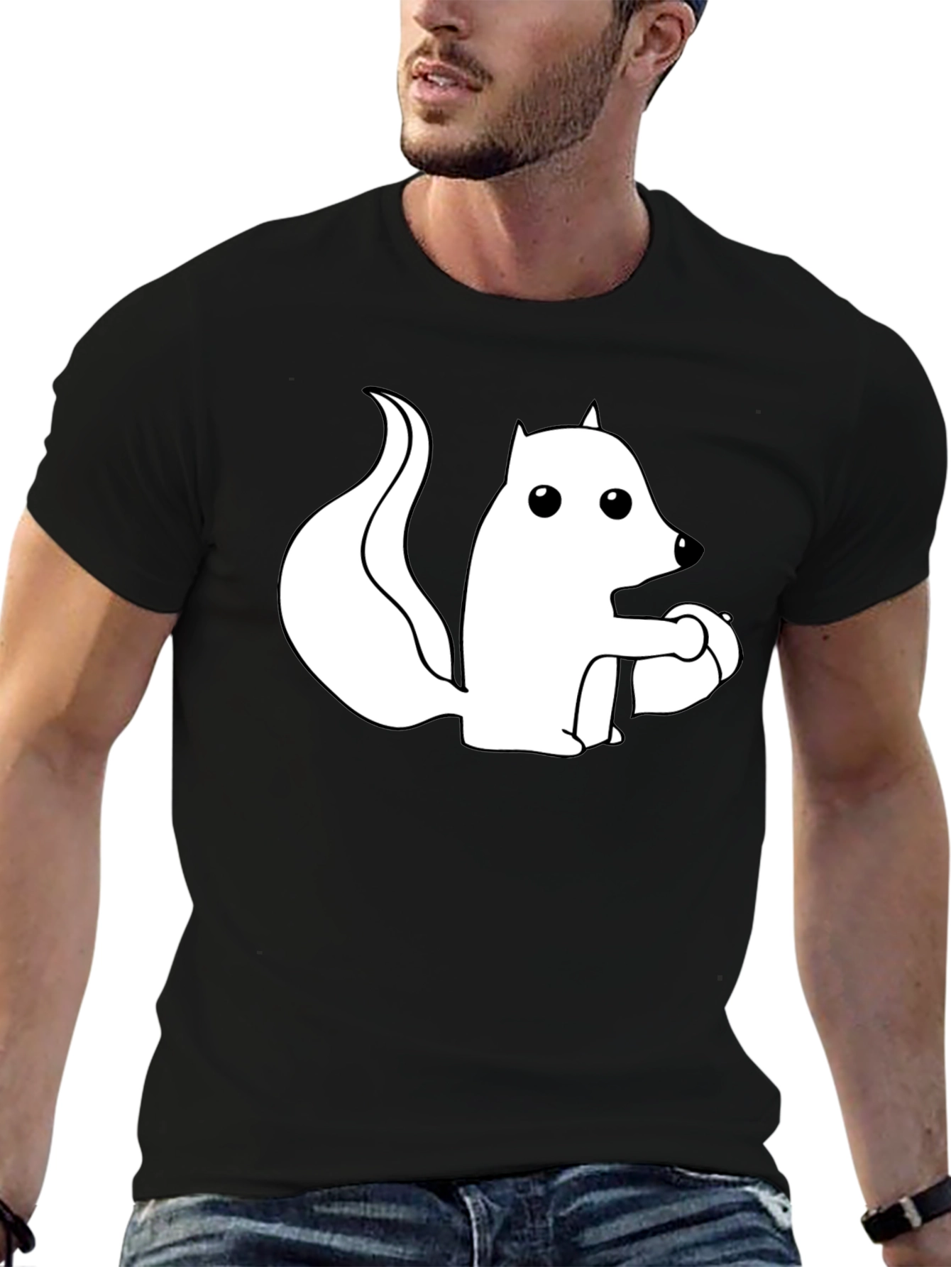 Camiseta Negra con Ardilla Blanca
