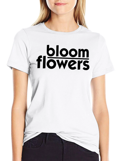Camiseta Negra Bloom Flowers Estilo Casual