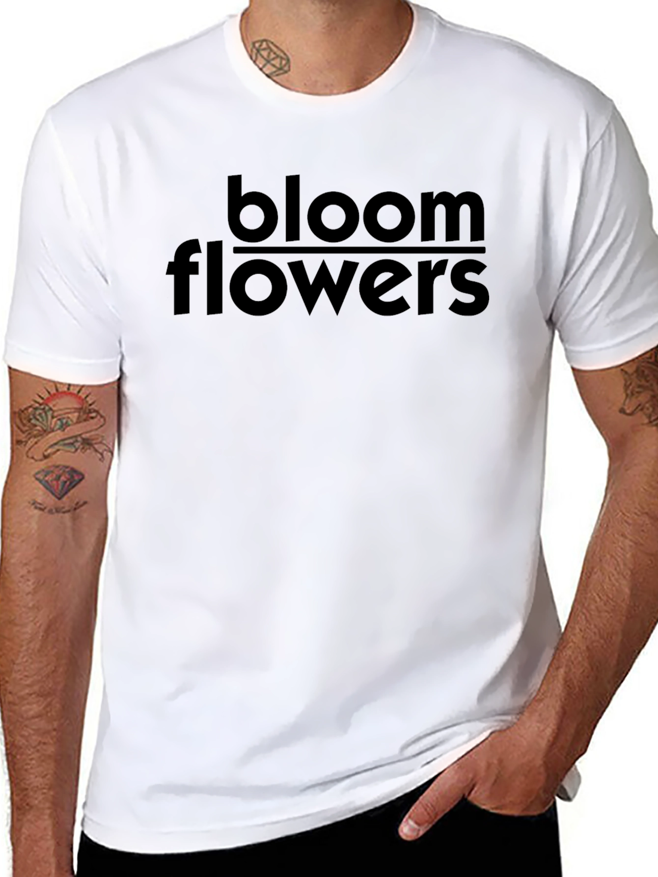 Camiseta Negra Bloom Flowers Estilo Casual