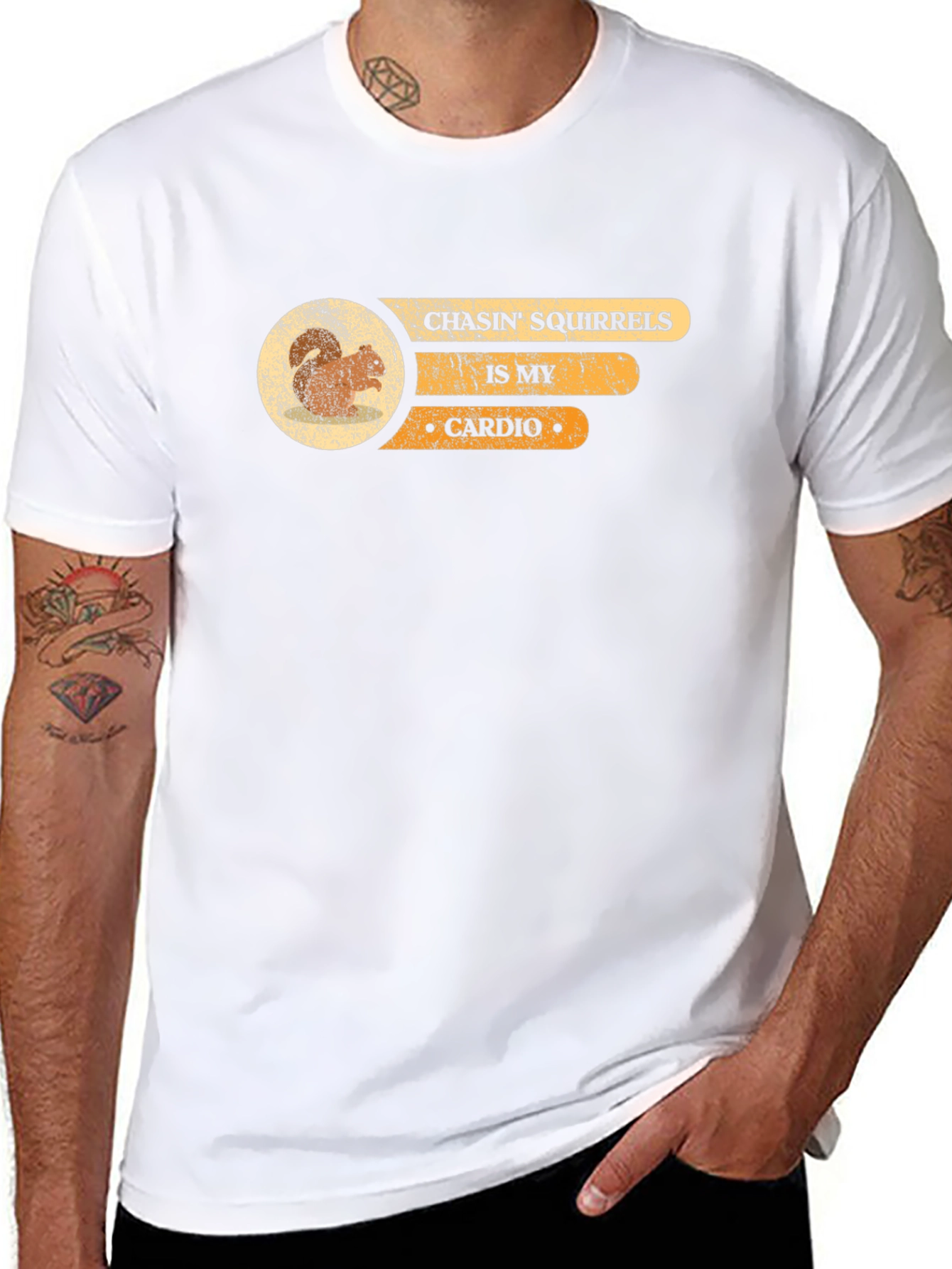 Camiseta Negra Persiguiendo Ardillas es mi Cardio