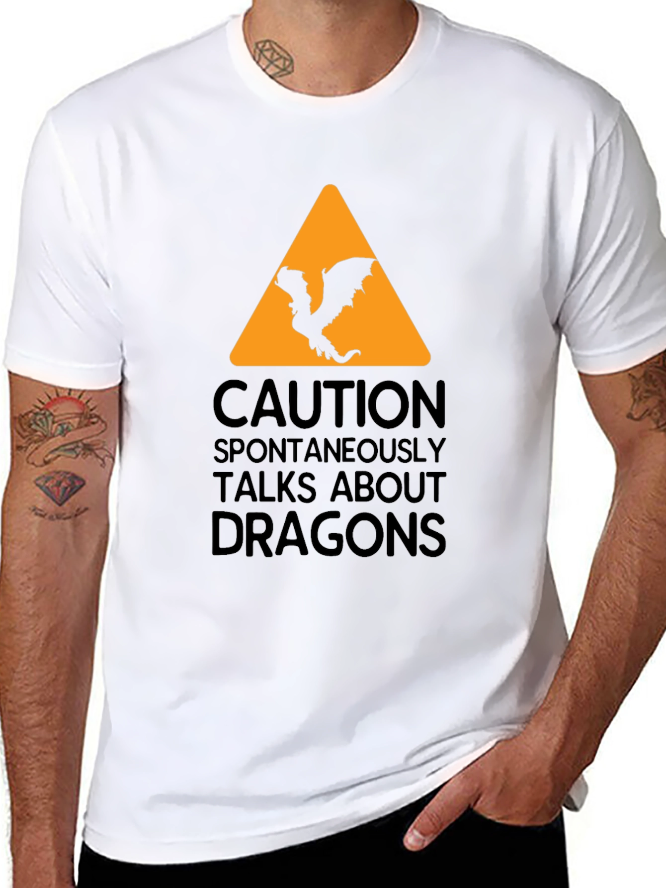 Camiseta Negra - Cuidado Dragones