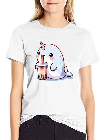 Camiseta Negra Narval Kawaii Bebiendo Boba