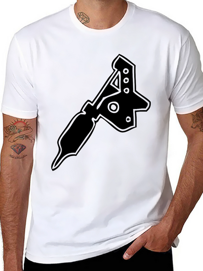 Camiseta Negra con Diseño de Máquina de Tatuajes
