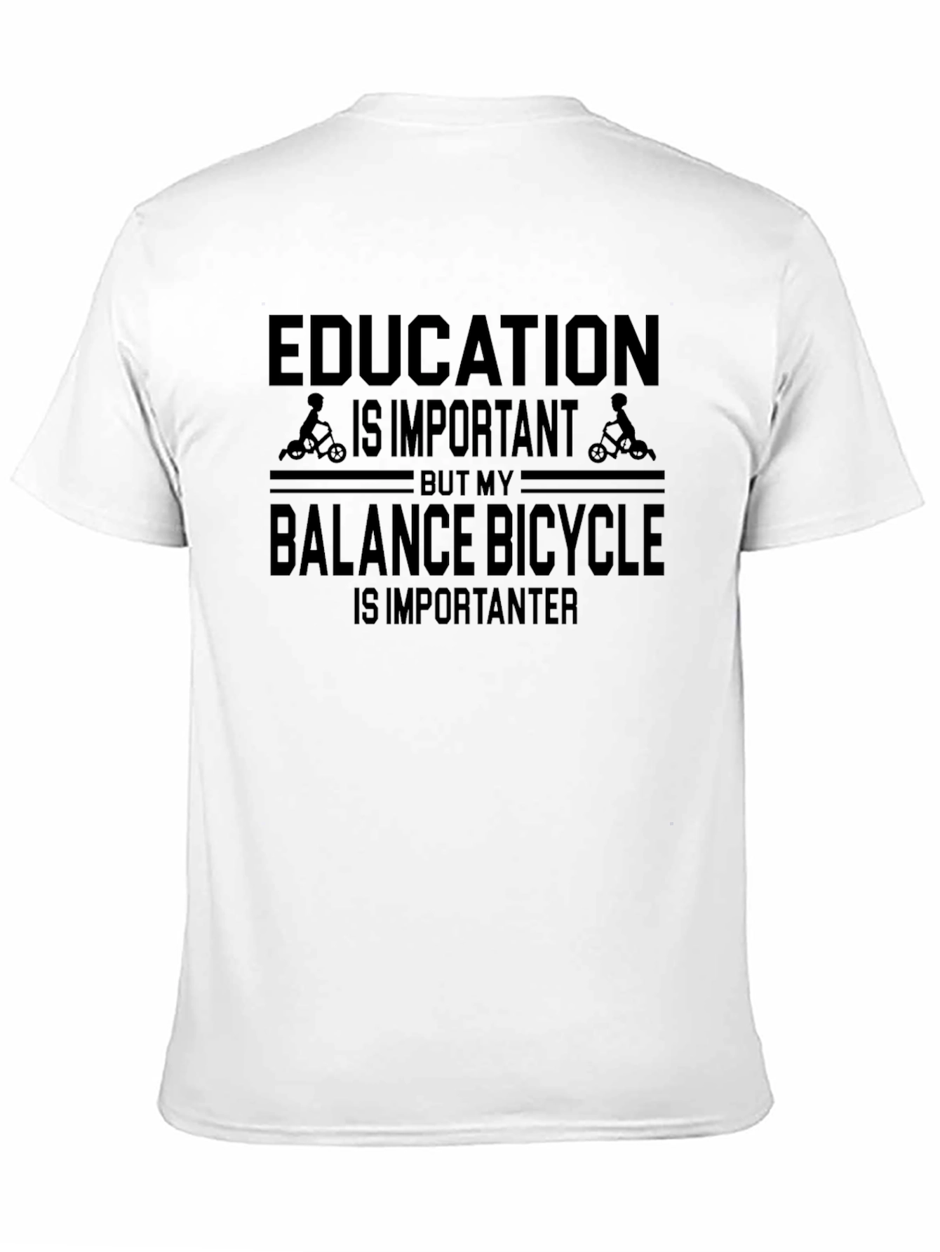 Camiseta Negra: Educación vs. Bicicleta de Equilibrio
