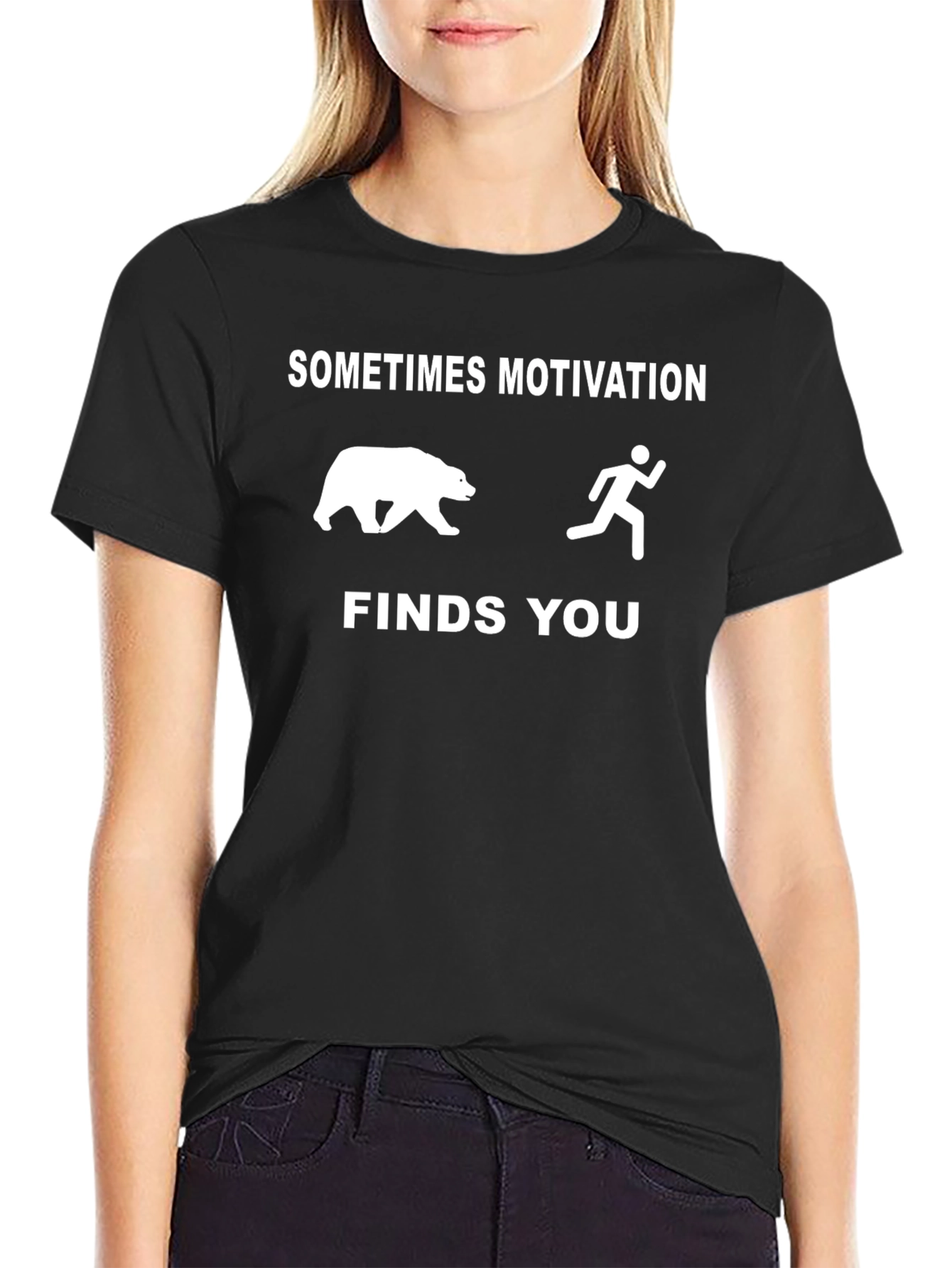 Camiseta Divertida: A Veces La Motivación Te Encuentra