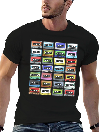 Camiseta Negra con Diseño de Cassettes Retro