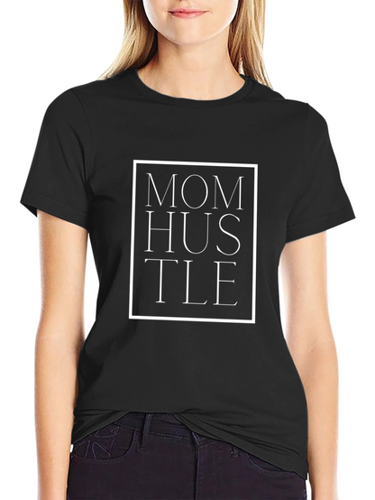 Camiseta Negra Mom Hustle - Estilo Casual y Moderno
