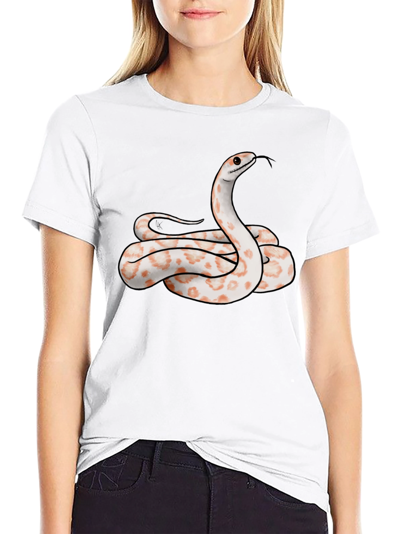 Camiseta Negra con Diseño de Serpiente Albina