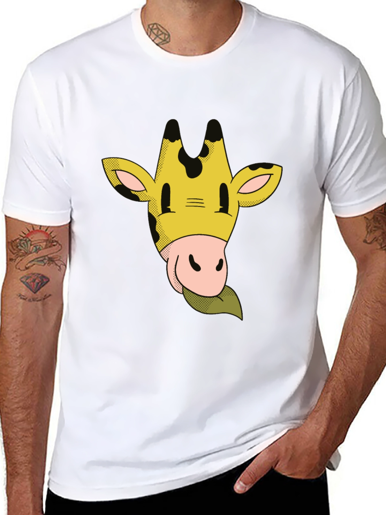 Camiseta Negra con Dibujo de Jirafa