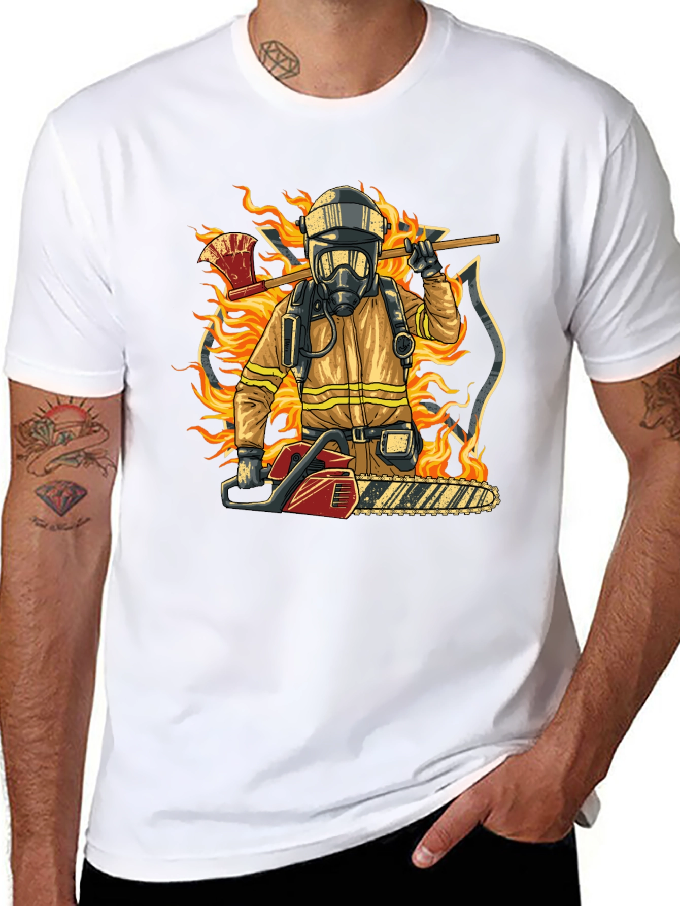 Camiseta Bombero con Motosierra y Hacha