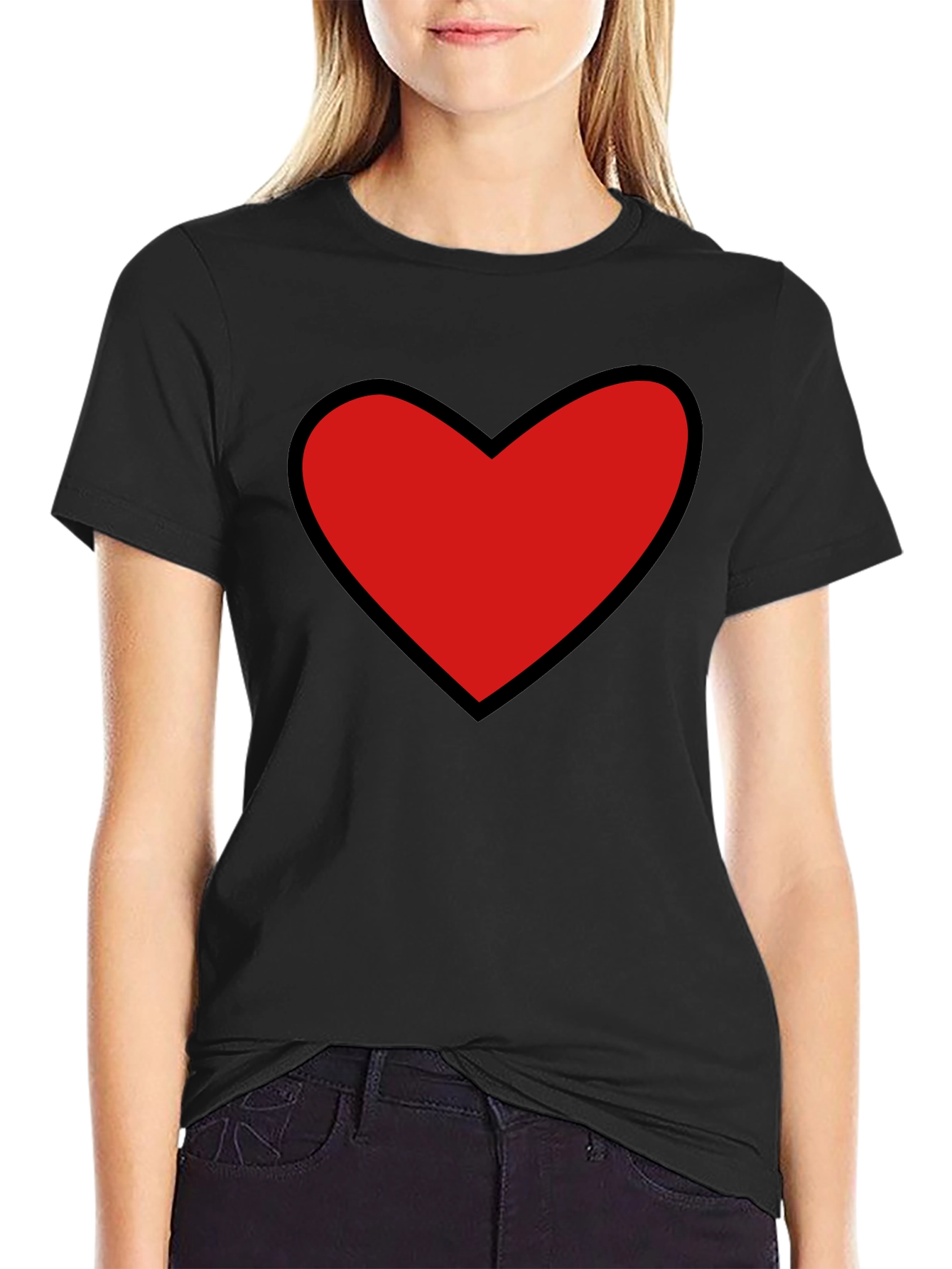 Camiseta Negra con Corazón Rojo