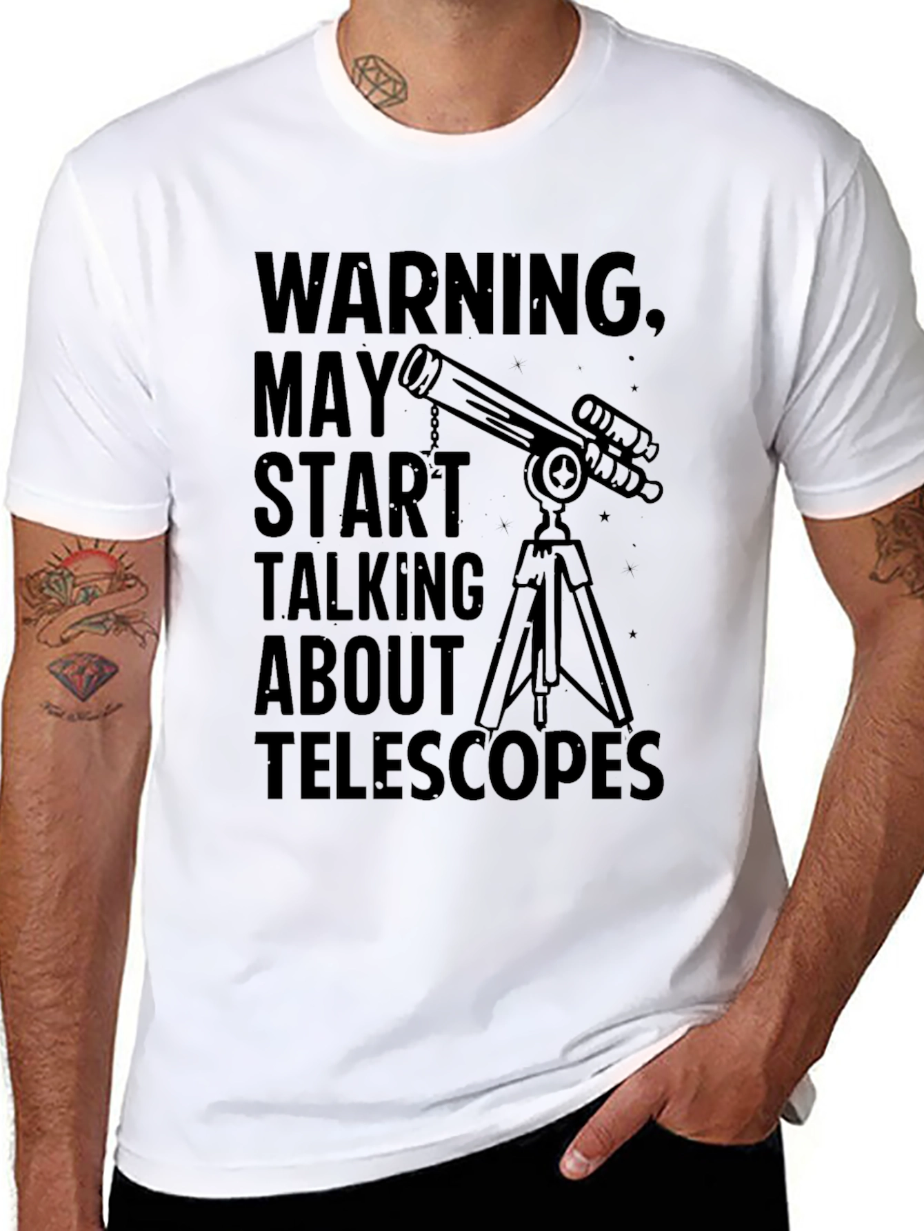 Camiseta Negra con Diseño de Telescopio