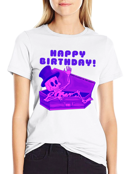 Camiseta Negra Feliz Cumpleaños Esqueleto en Ataúd