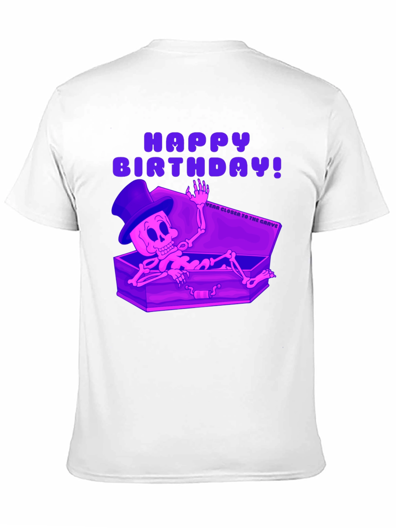Camiseta Negra Feliz Cumpleaños Esqueleto en Ataúd