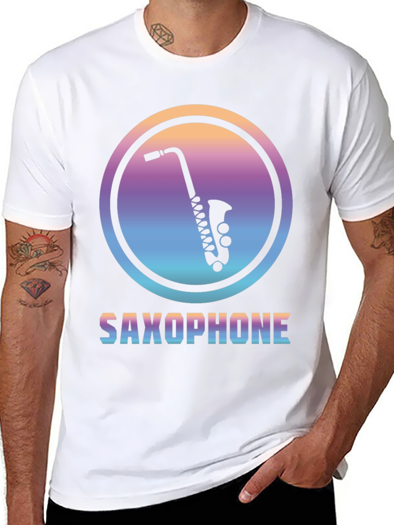 Camiseta Negra con Diseño de Saxofón Retro