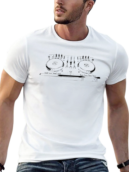Camiseta Negra con Diseño de Mezcladora DJ