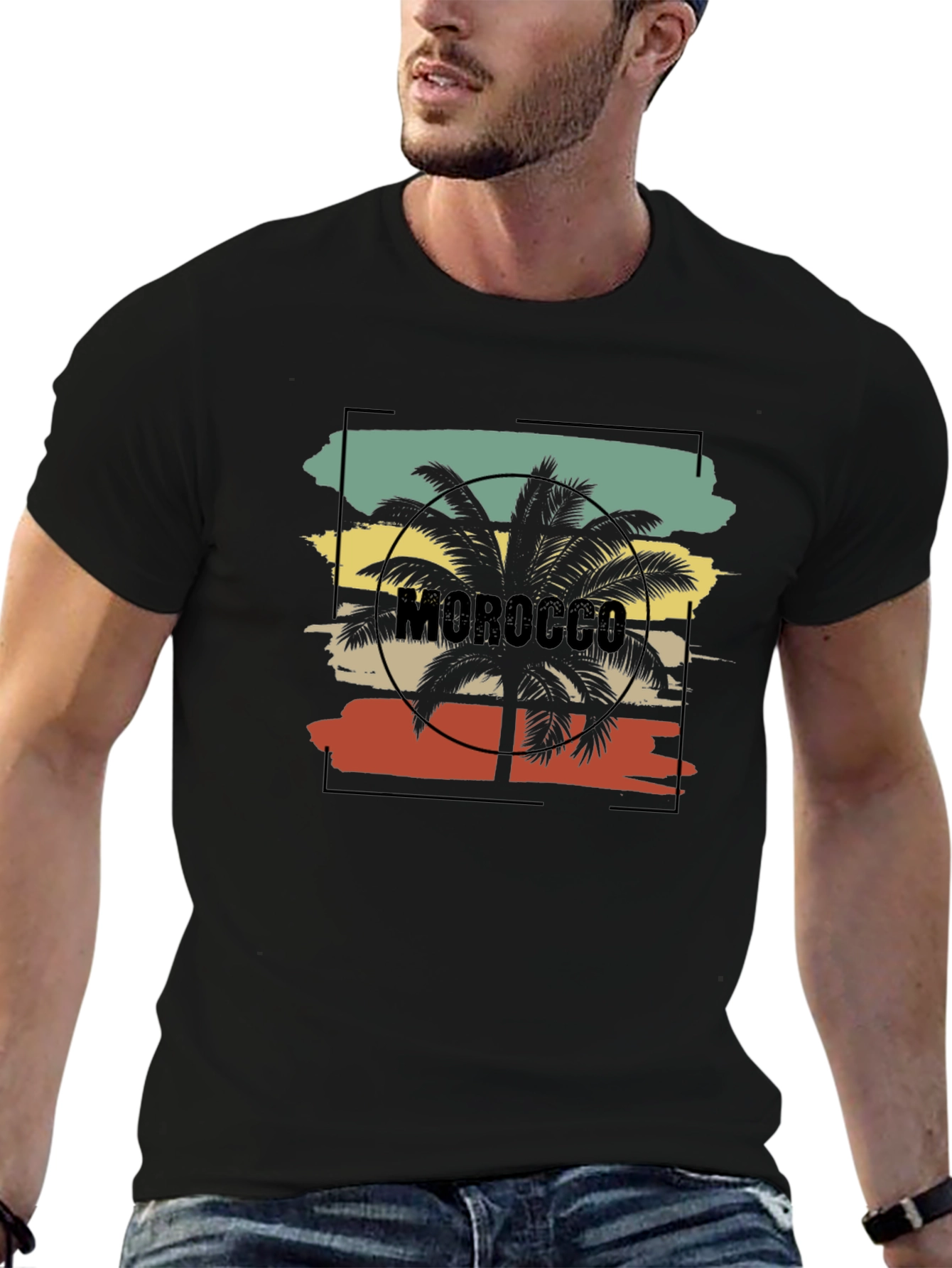 Camiseta Negra con Diseño de Marruecos y Palmera