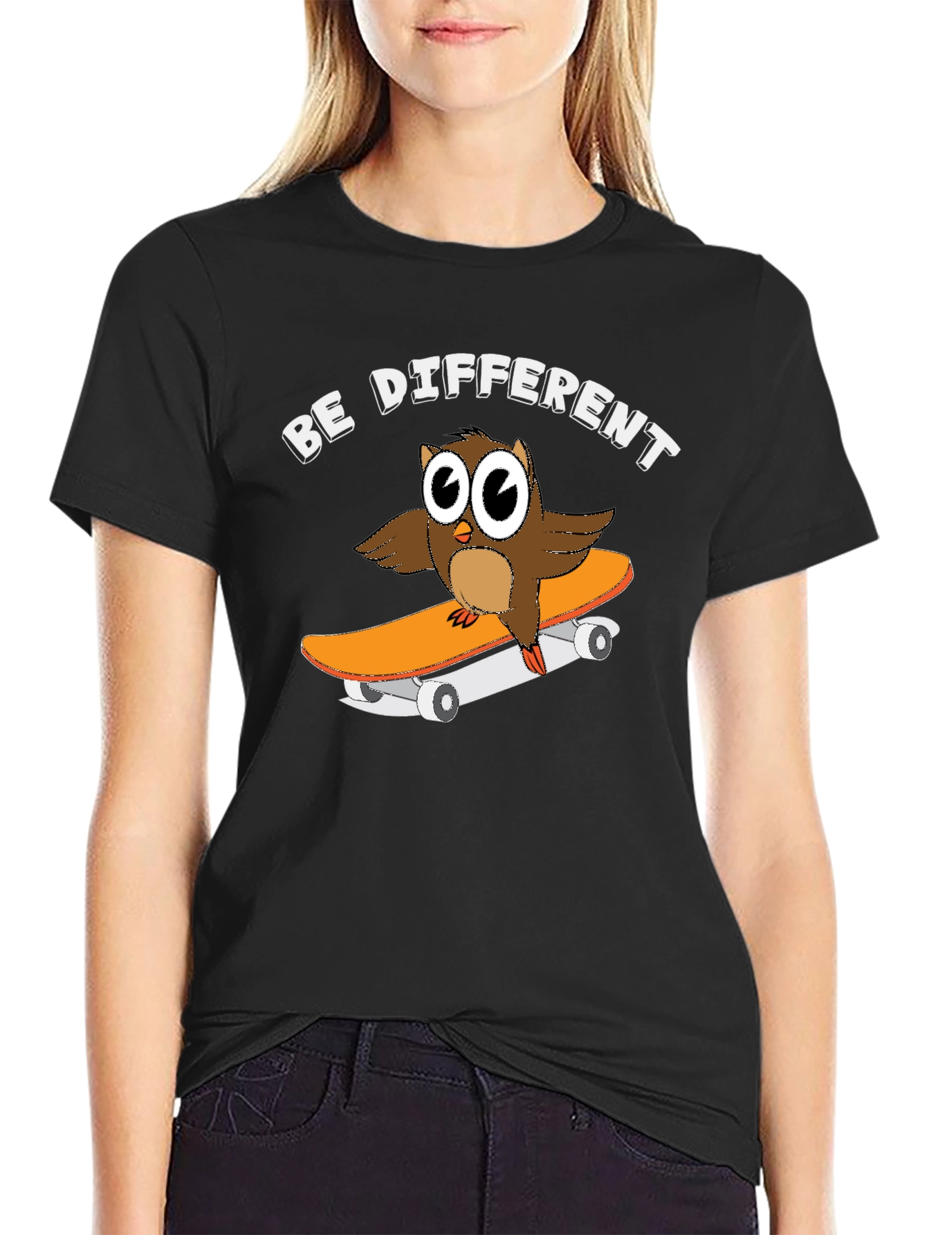 Camiseta Negra con Búho Skater Sé Diferente