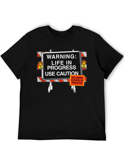 Camiseta Negra: ¡Precaución Vida en Progreso!