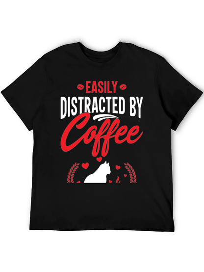 Camiseta Negra: Café y Gato Distraen Fácilmente