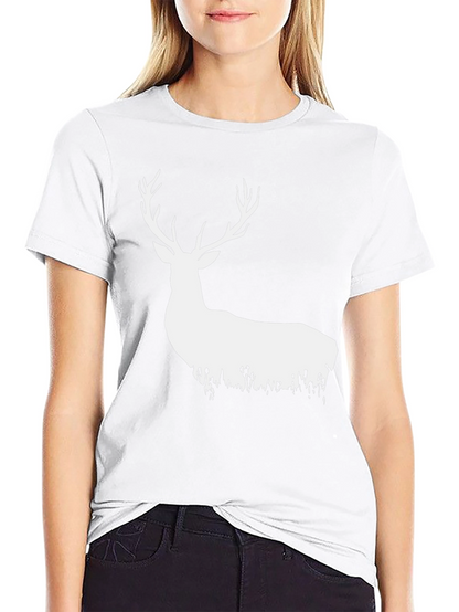 Camiseta Negra con Ciervo Blanco Estilizado