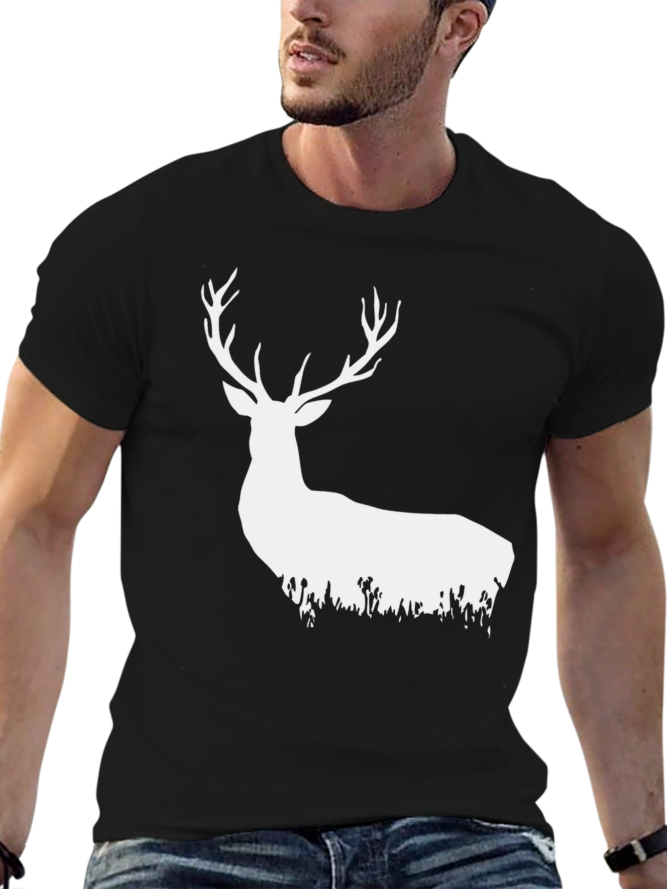 Camiseta Negra con Ciervo Blanco Estilizado