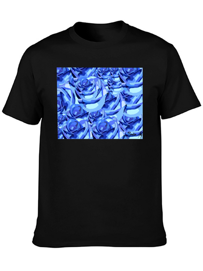Camiseta Negra con Diseño de Rosas Azules Abstractas