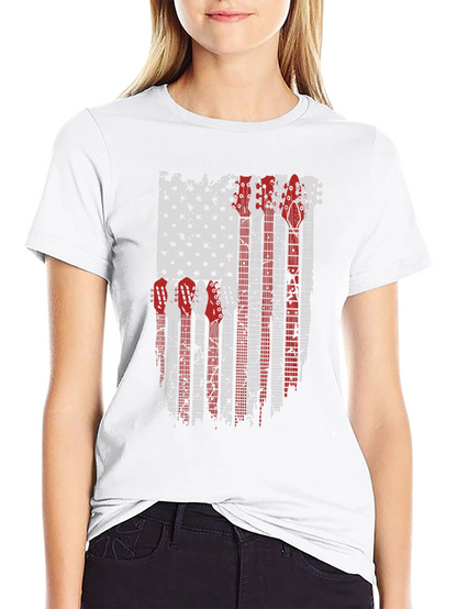 Camiseta Negra con Diseño de Bandera Americana y Guitarras