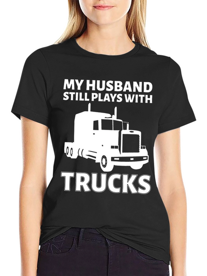 Camiseta Negra: Mi Marido Juega con Camiones