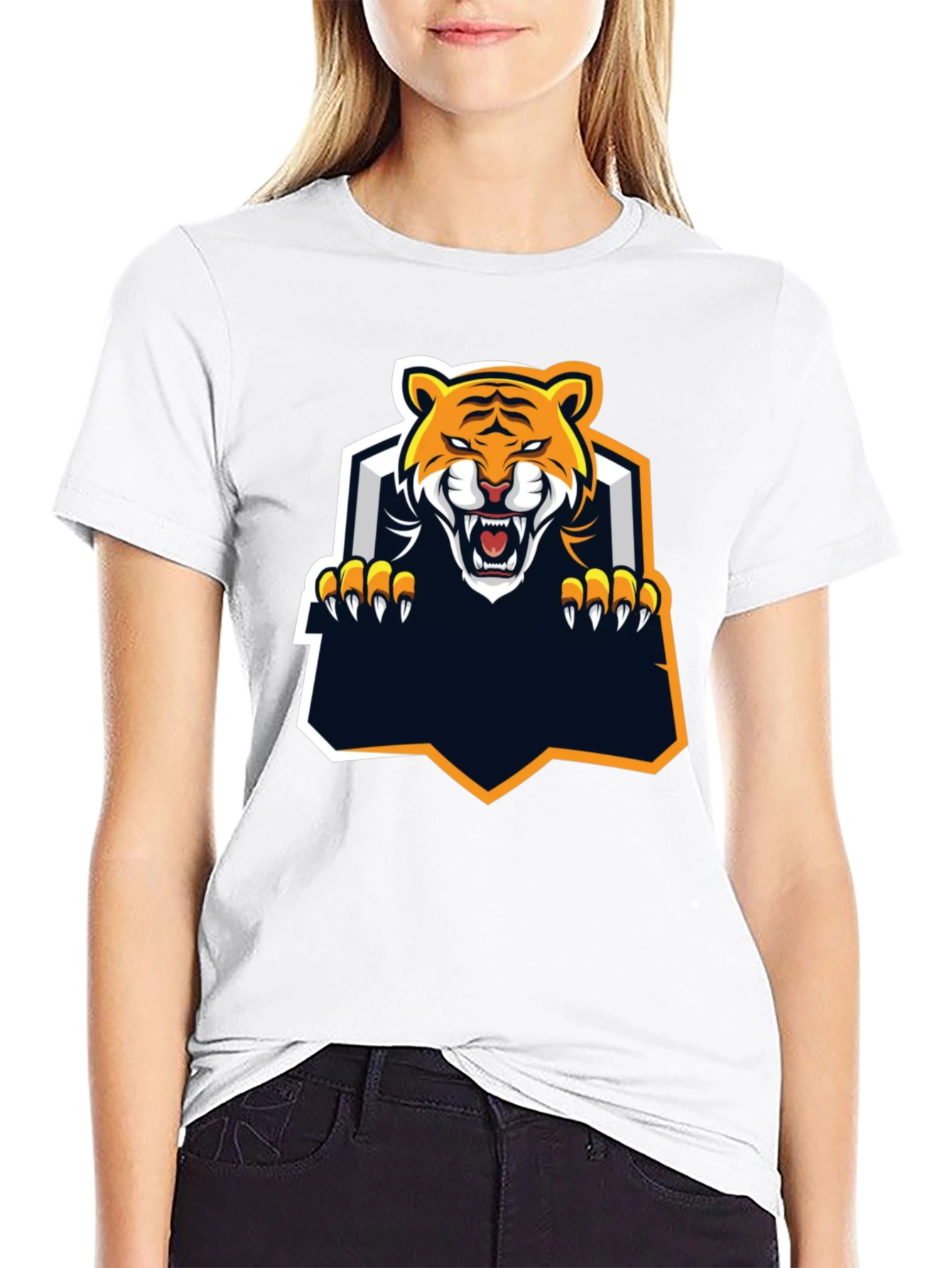 Camiseta Negra con Diseño de Tigre Feroz