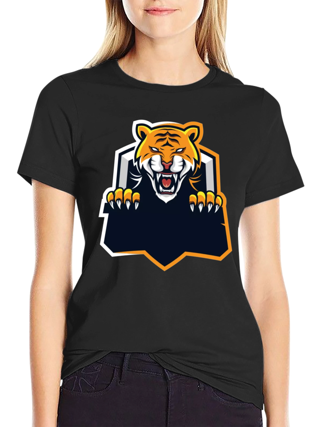 Camiseta Negra con Diseño de Tigre Feroz