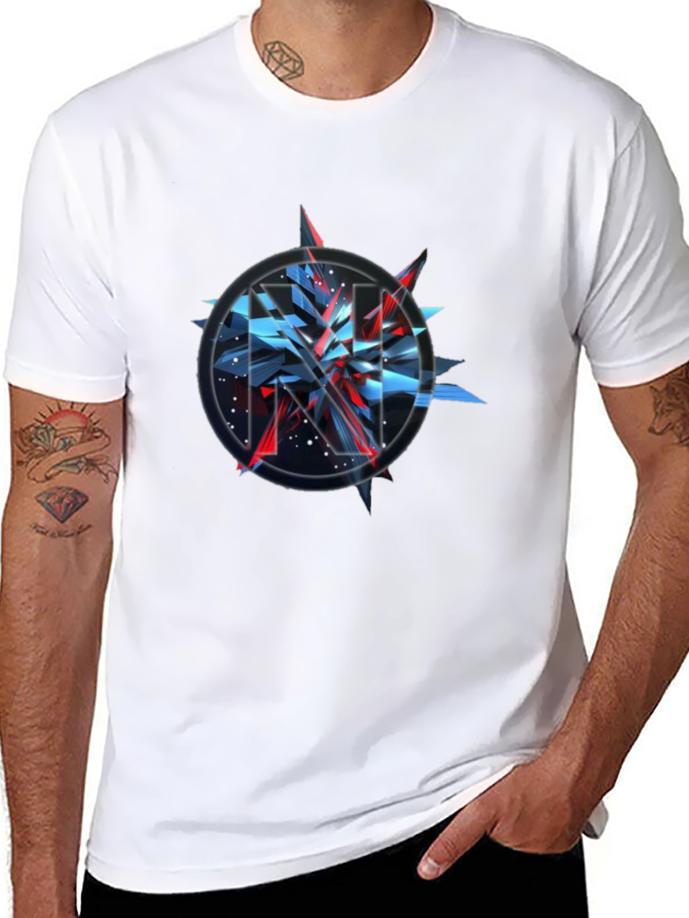 Camiseta Negra con Diseño Abstracto