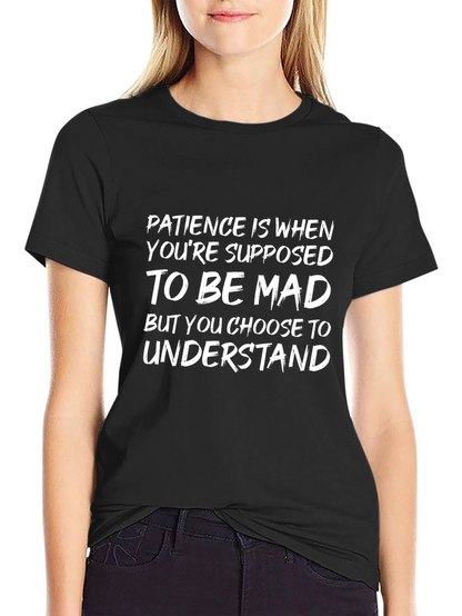Camiseta Negra: Paciencia es Elegir Entender