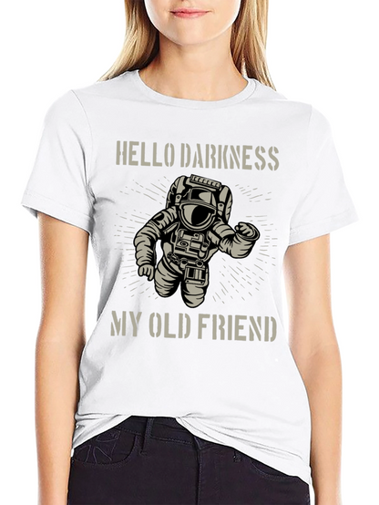 Camiseta Negra Astronauta: Hello Darkness My Old Friend