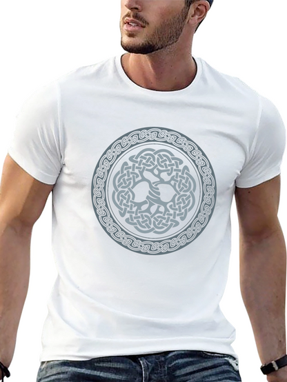 Camiseta Negra con Diseño Celta Circular
