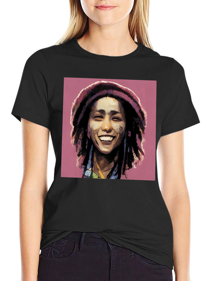 Camiseta Negra con Diseño Artístico de Rasta