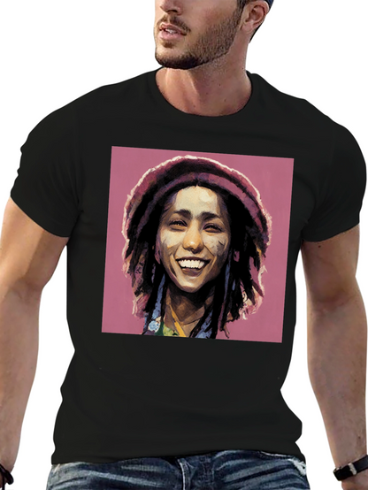 Camiseta Negra con Diseño Artístico de Rasta