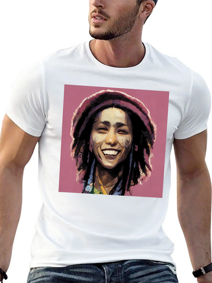 Camiseta Negra con Diseño Artístico de Rasta