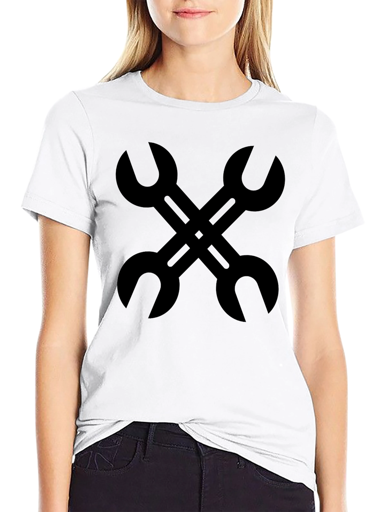 Camiseta Negra con Diseño de Llaves Inglesas Cruzadas
