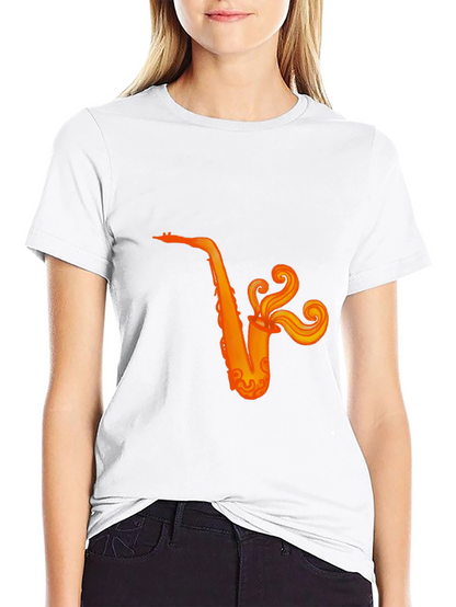 Camiseta Negra con Diseño de Saxofón Naranja