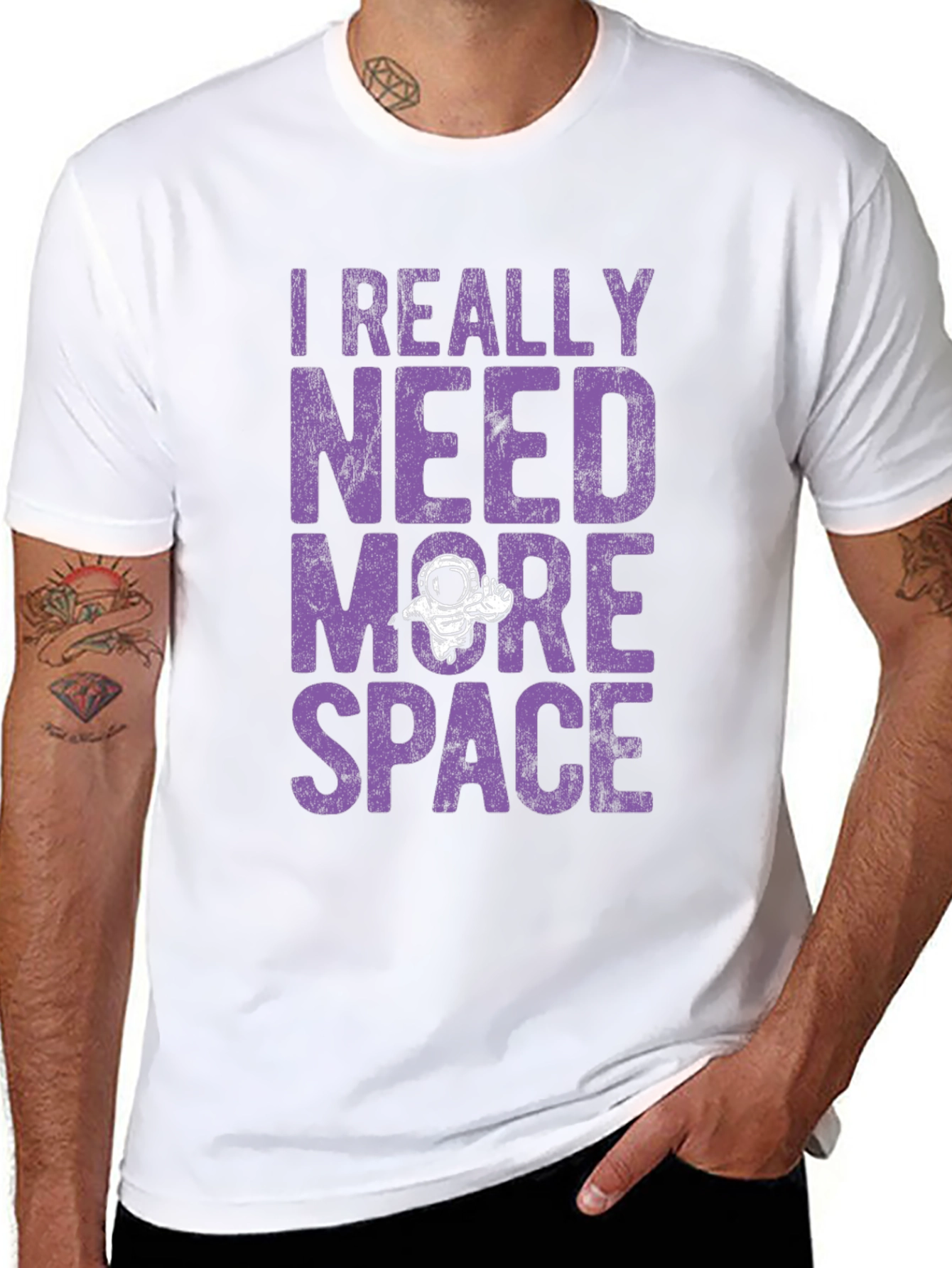Camiseta Necesito Más Espacio